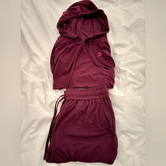 Peloton Dreamblend Jogger & Hoodie - Picture 7 of 7